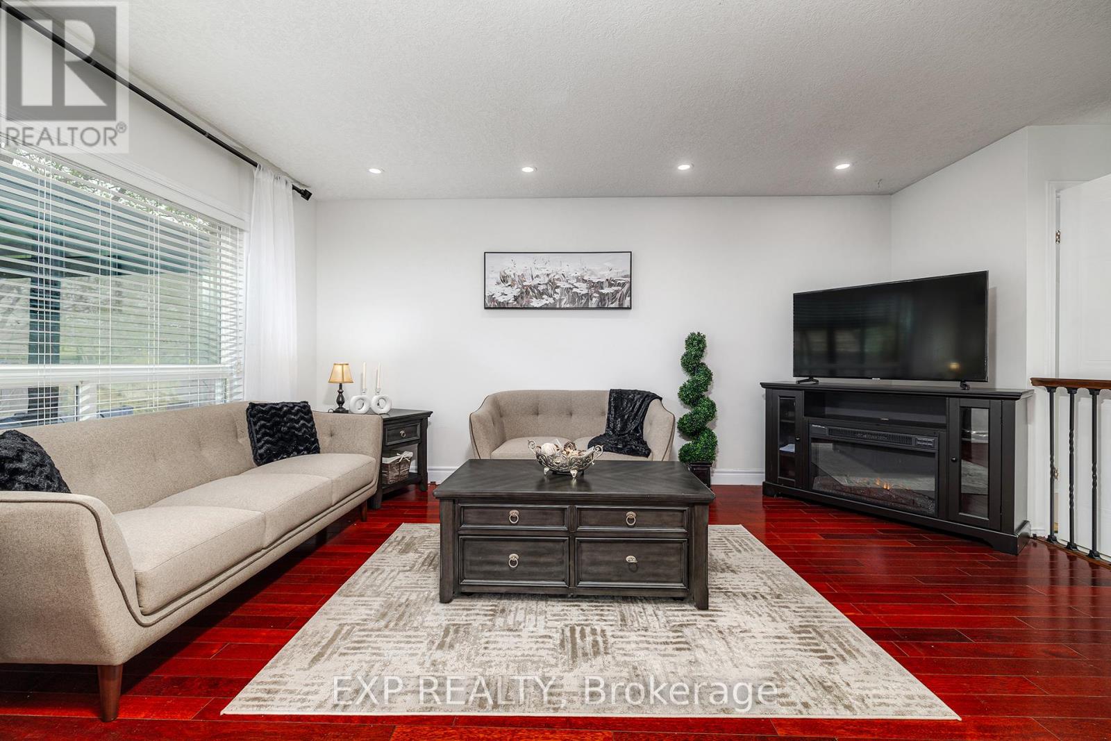172 DALECROFT PLACE