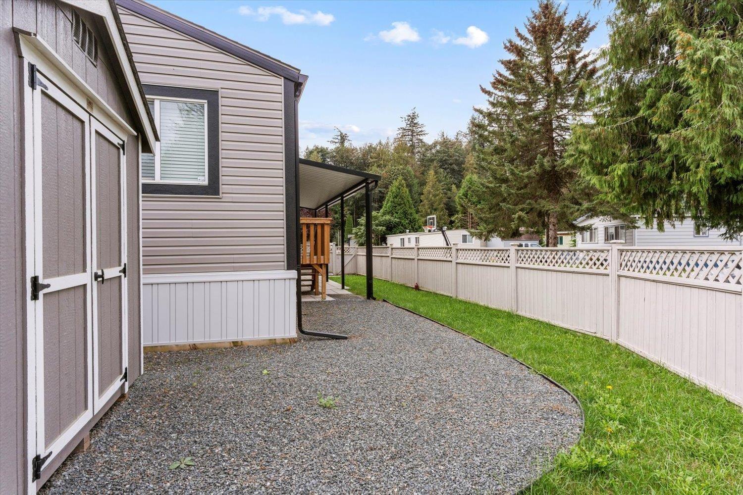 65 3942 COLUMBIA VALLEY ROAD|Cultus Lake East