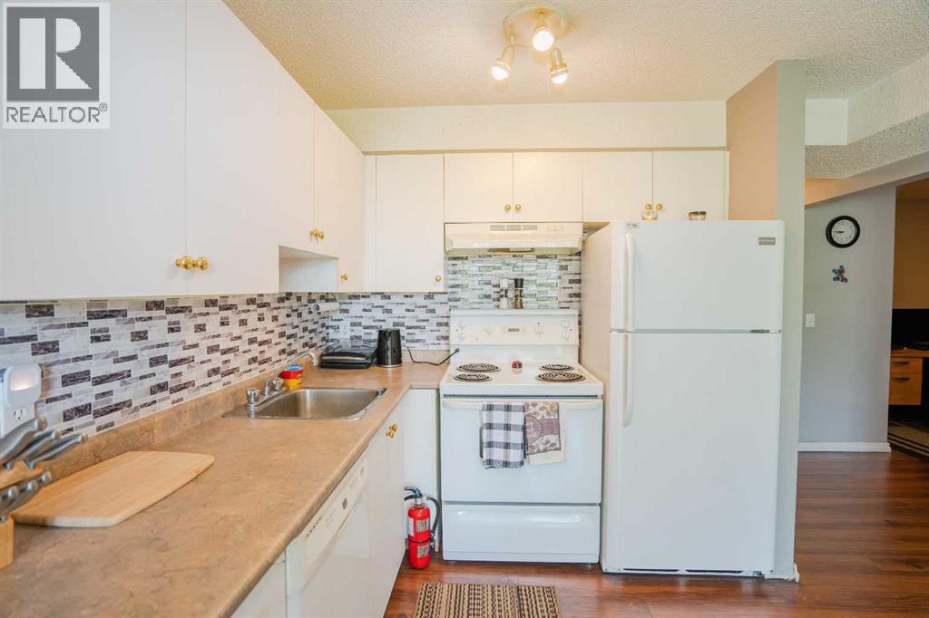 4112, 1620 70 Street SE