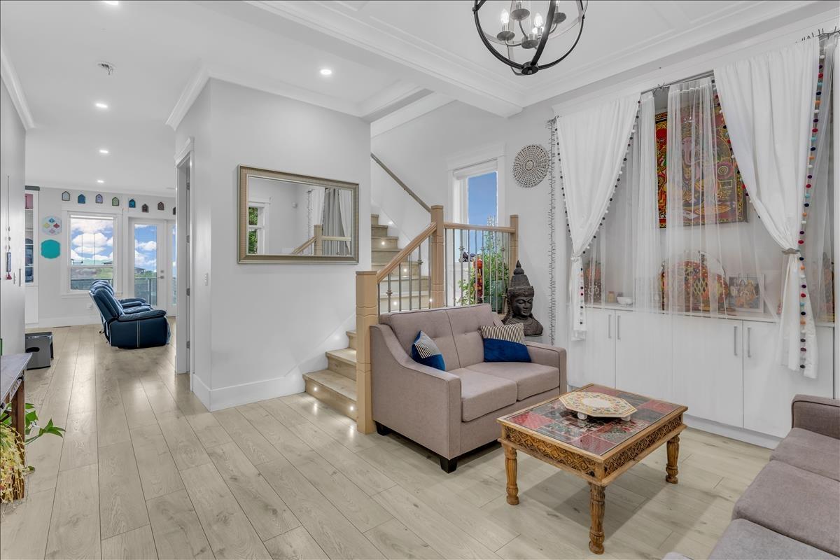 8235 HARVEST PLACE|Eastern Hillsides