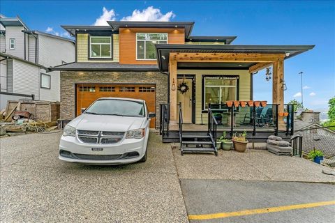 8235 HARVEST PLACE|Eastern Hillsides Chilliwack BC V4Z0E4