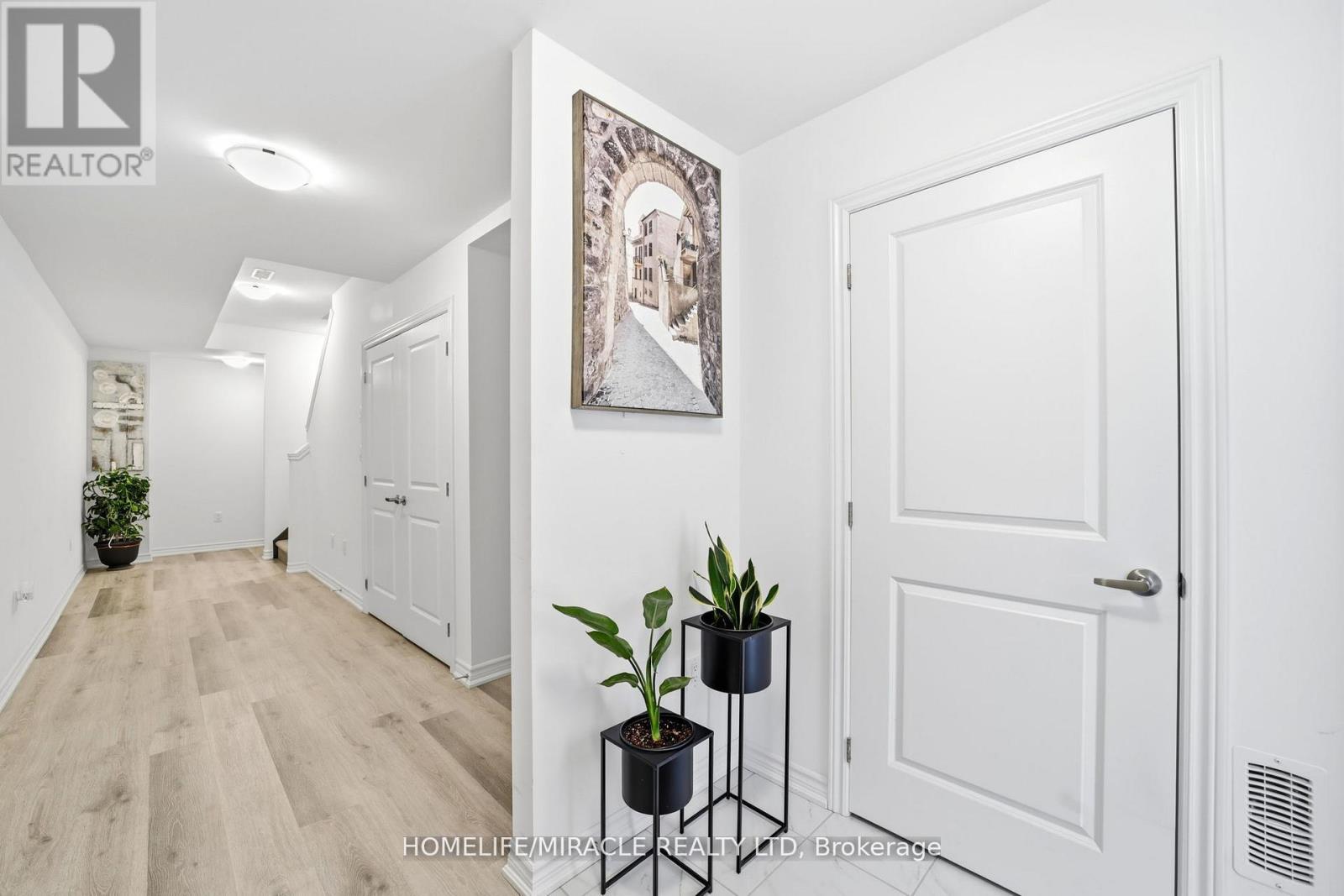 95 - 461 BLACKBURN DRIVE