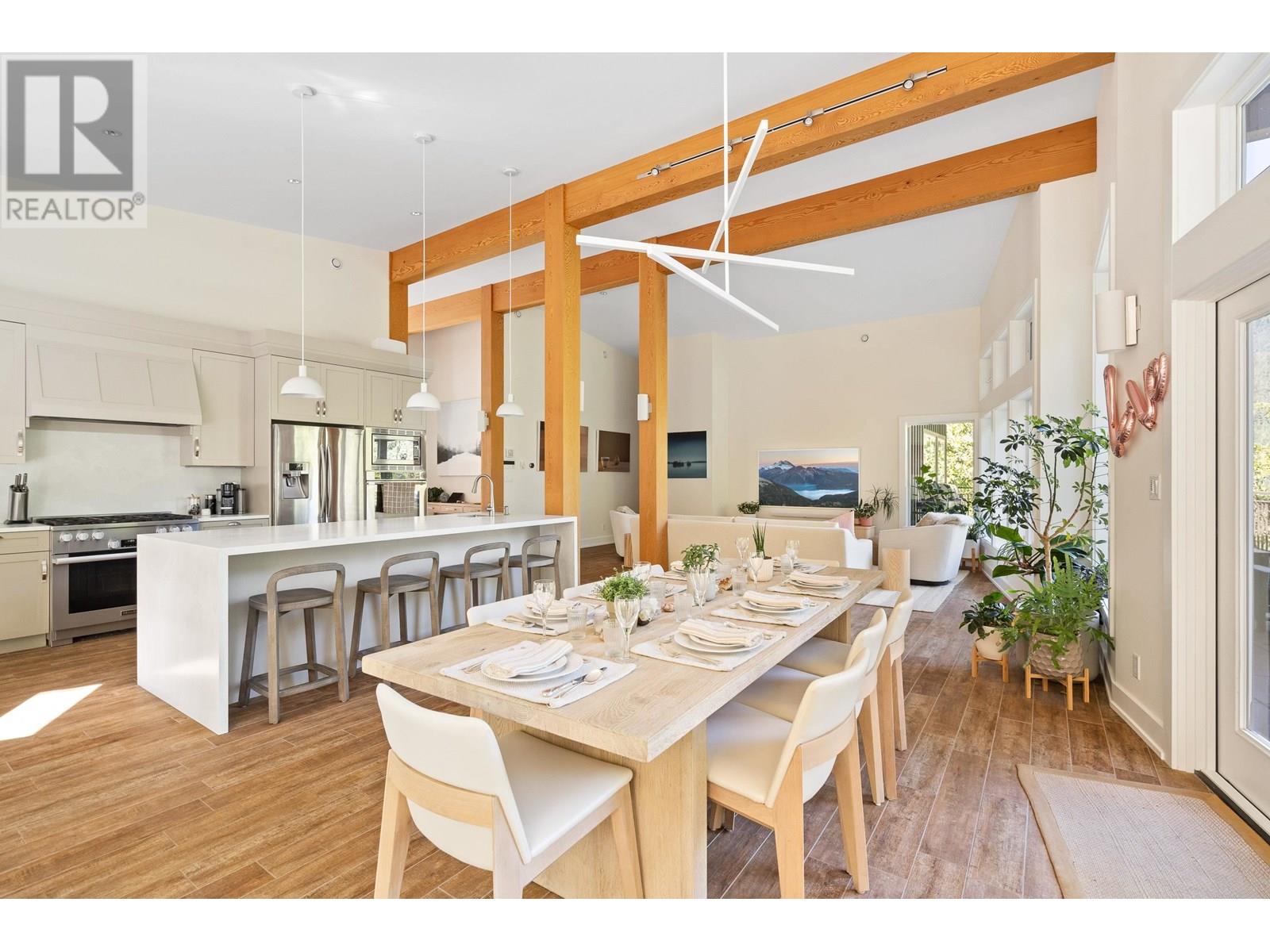 1545 TYNEBRIDGE COURT