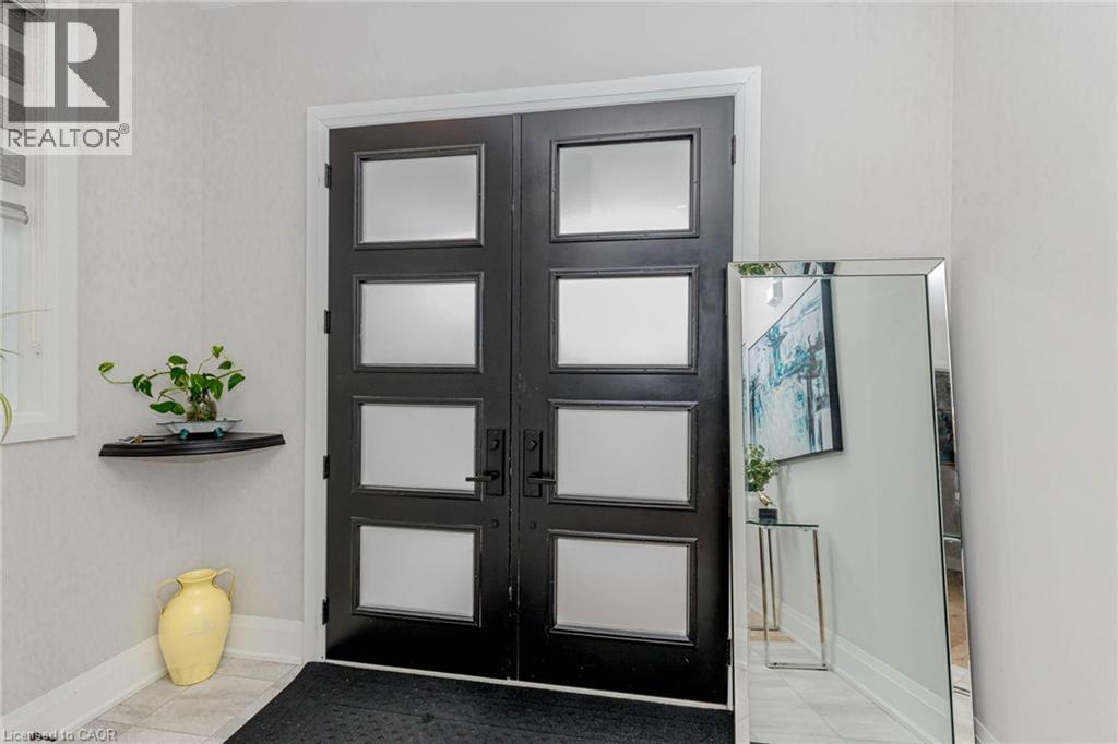 130 PONDCLIFFE Drive