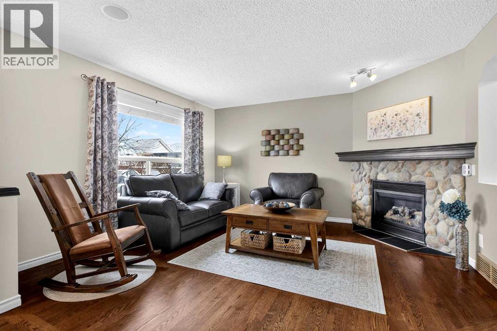 327 Chaparral Drive SE