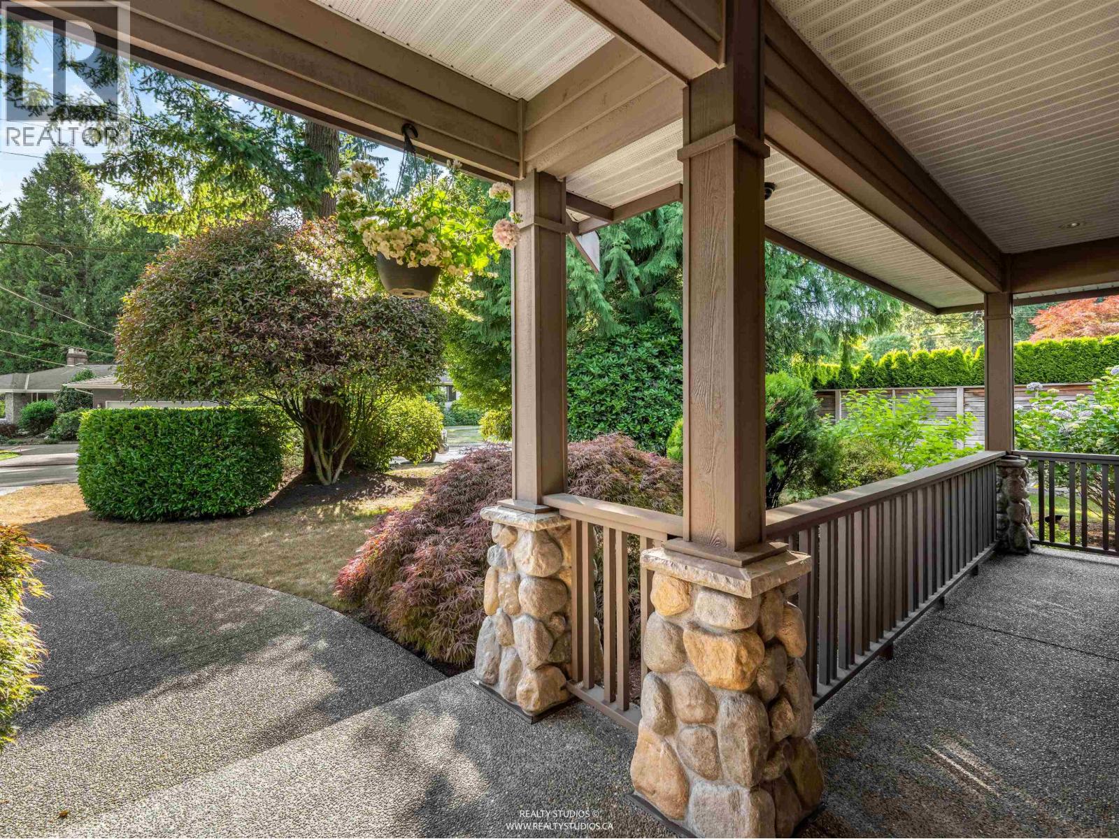 3538 BLUEBONNET ROAD
