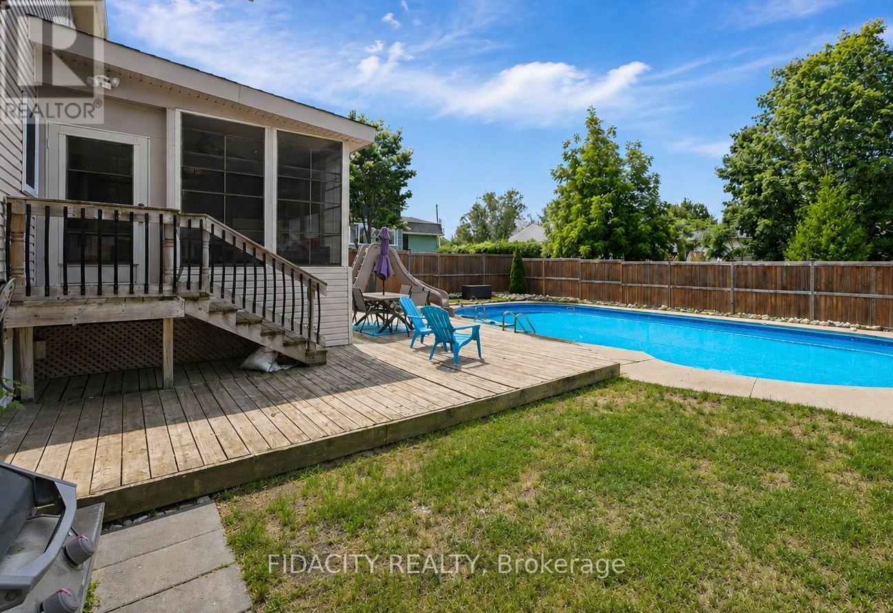 13 POOLE CREEK CRESCENT
