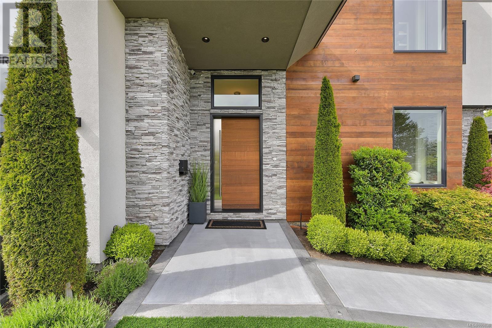 2324 Middowne Rd
