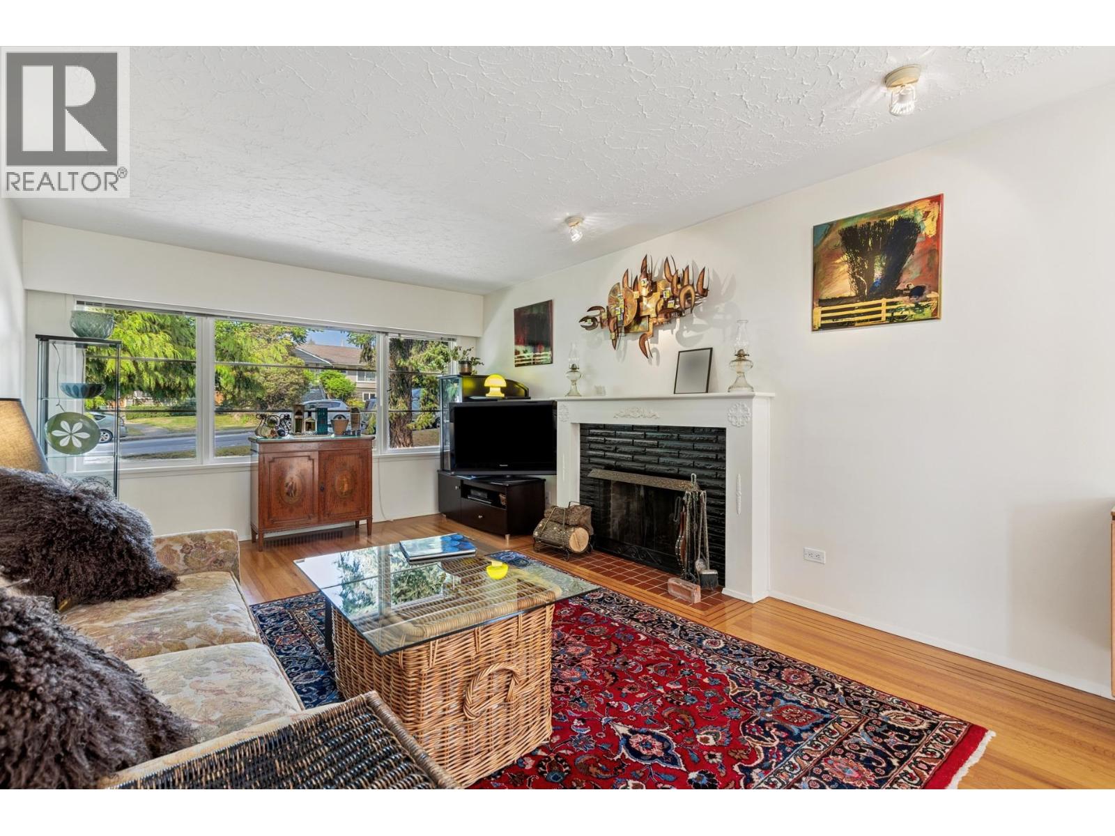 415 W 26TH STREET