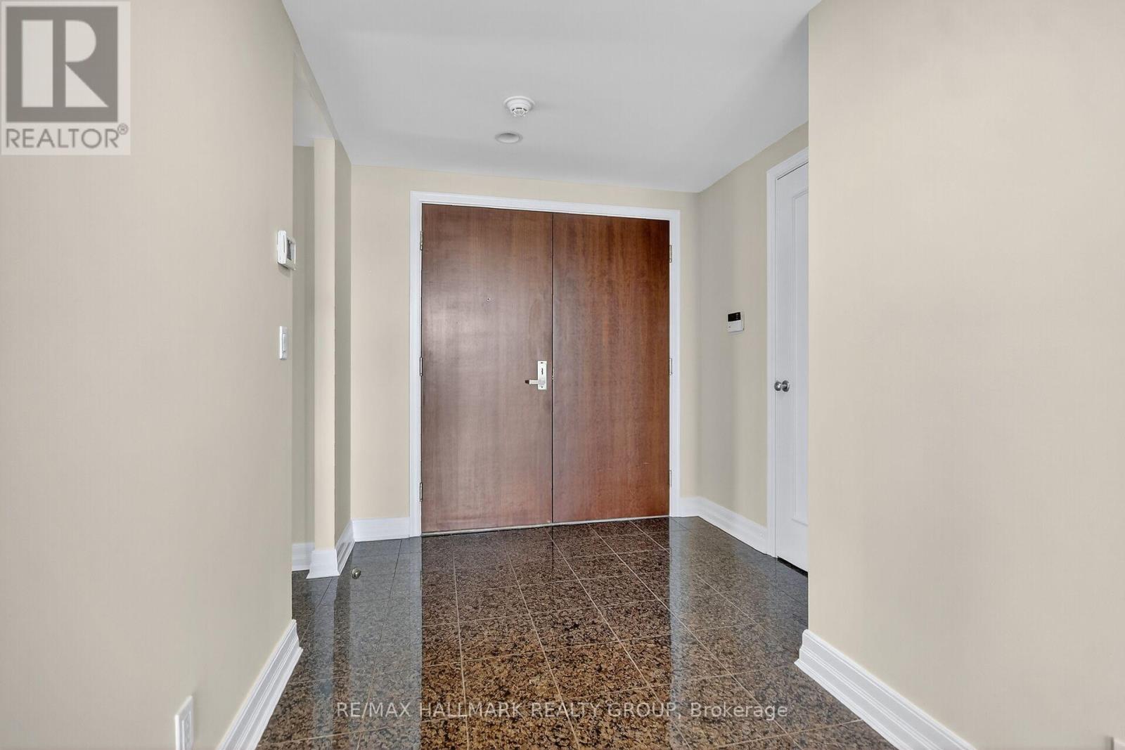 1707 - 3590 RIVERGATE WAY