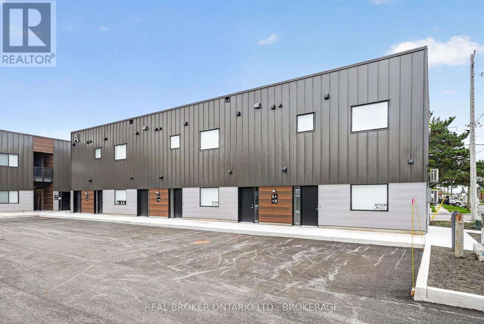 Photo 1 of 50 — UNIT #3A - 600 SECOND STREET E Unit Unit #3A, Cornwall, ON K6H4H3