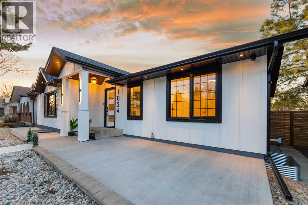 1024 Lake Christina Way SE