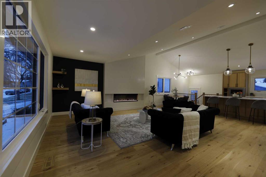 1024 Lake Christina Way SE