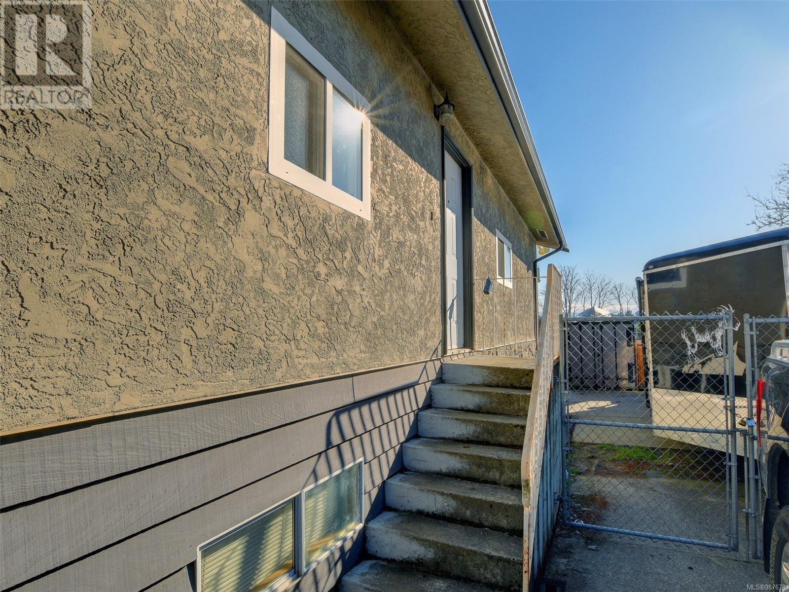 847 Admirals Rd
