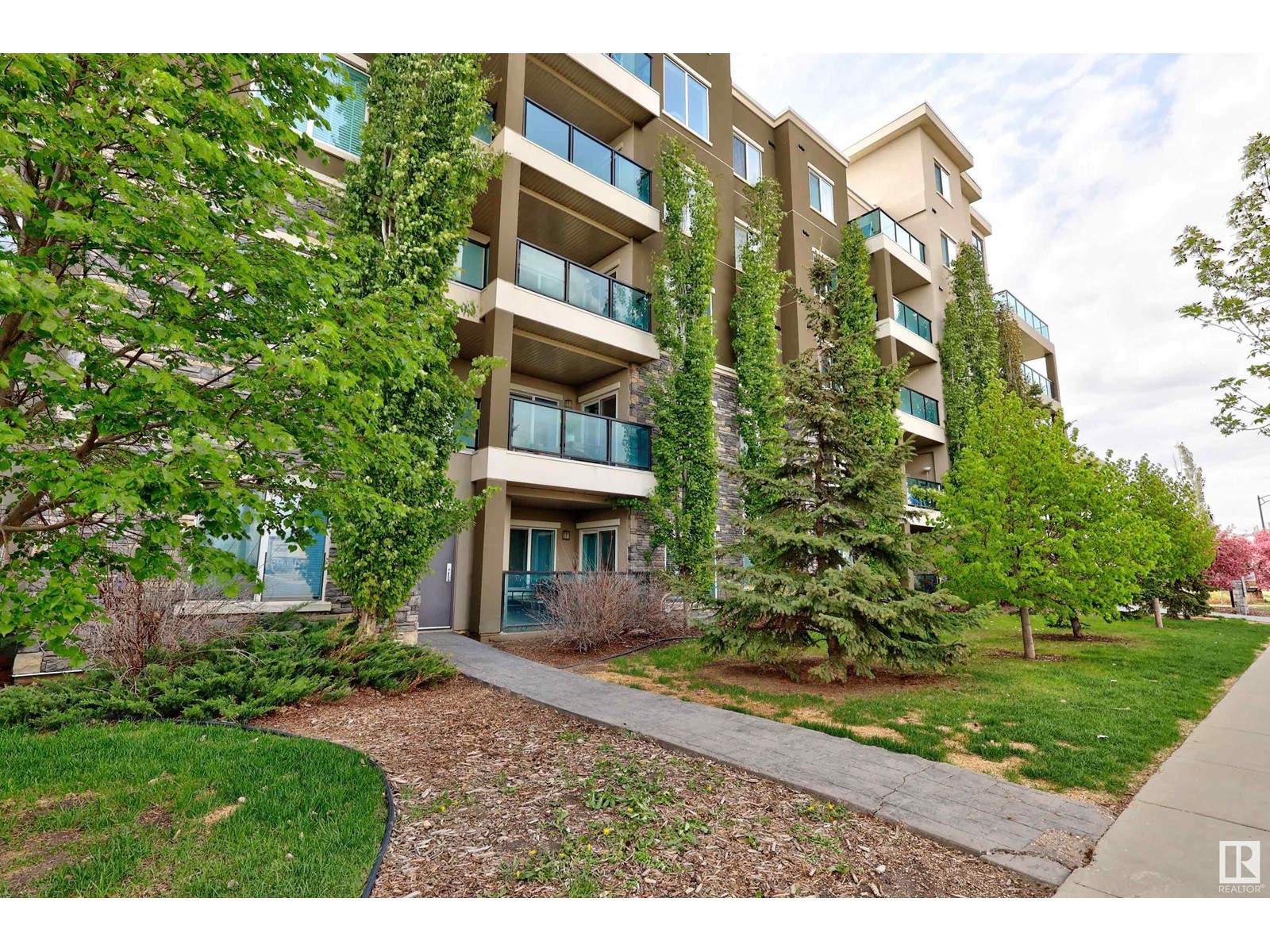 #510 1230 WINDERMERE WY SW
