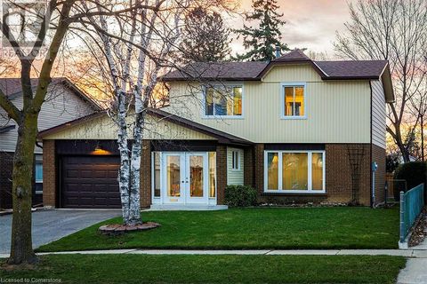 110 ELGIN Drive Brampton ON L6Y2E8