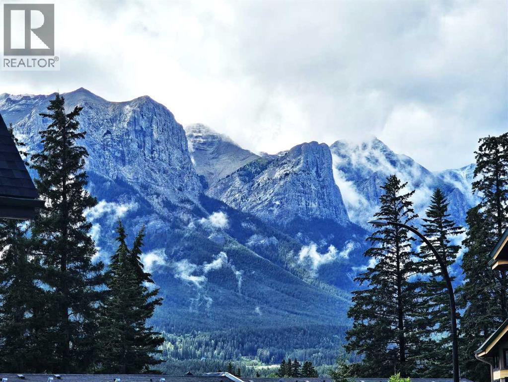 102, 121 Kananaskis Way