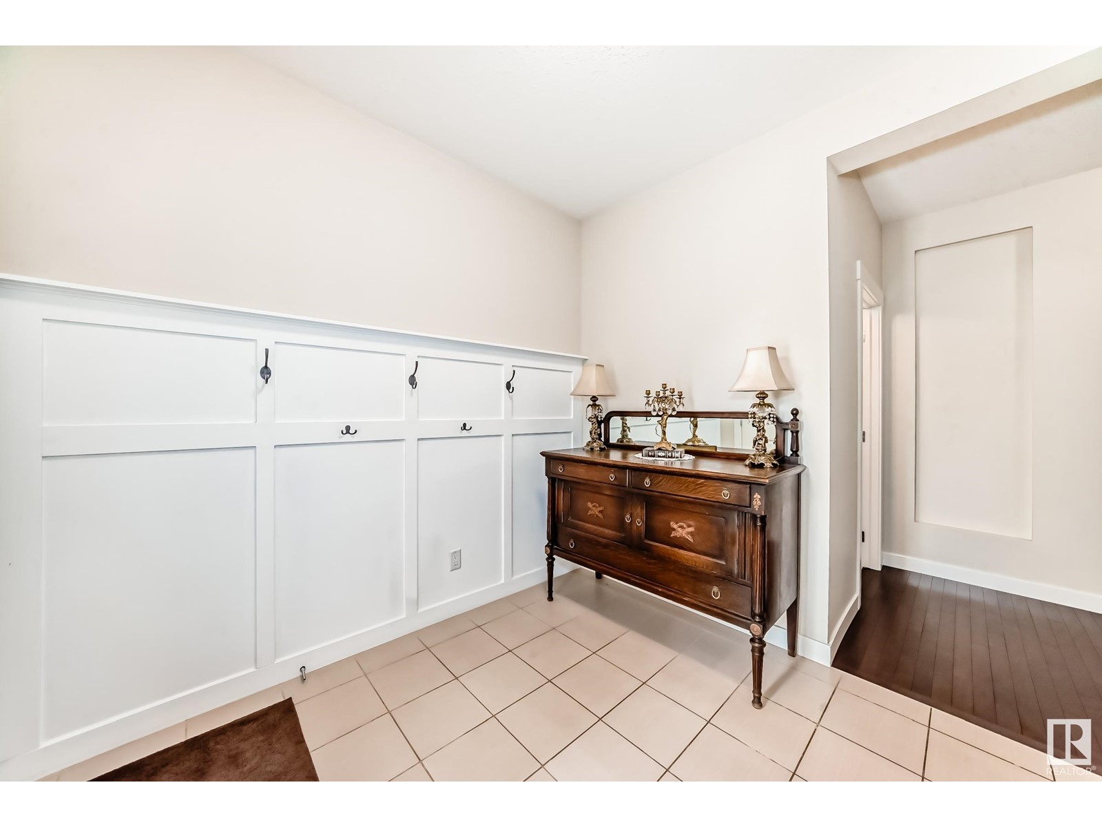 22030 95A AV NW NW