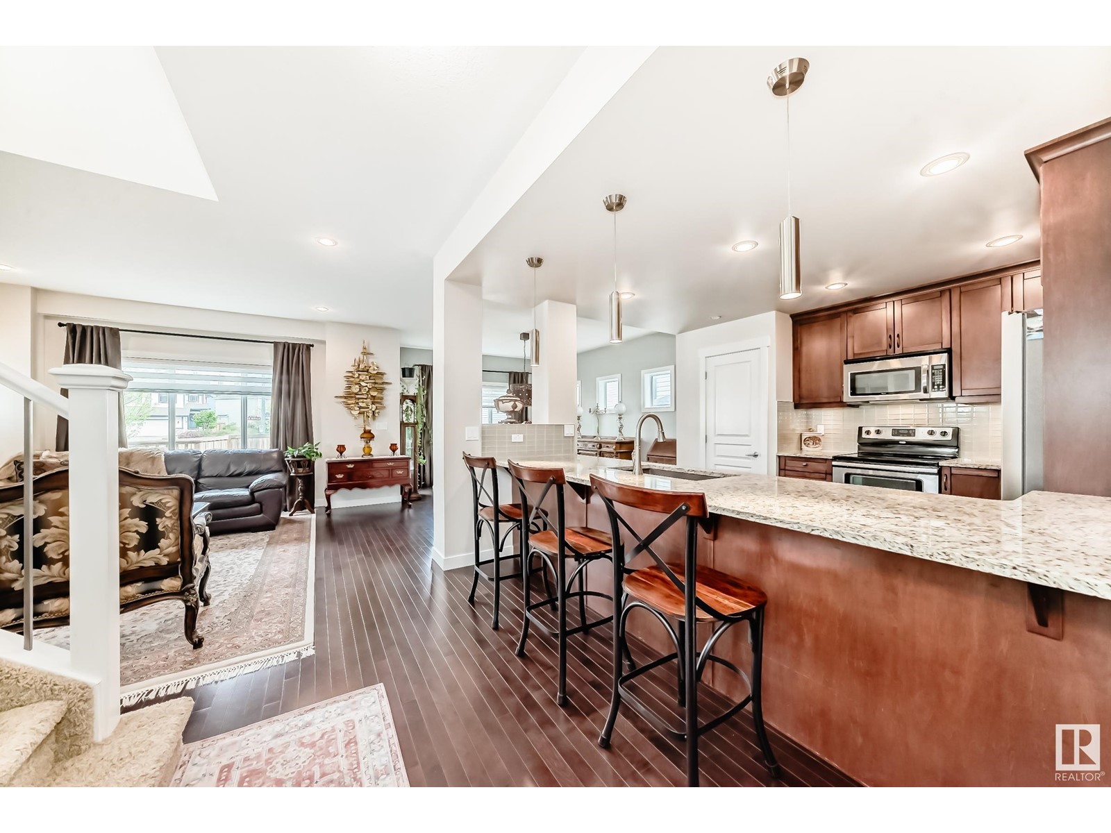 22030 95A AV NW NW