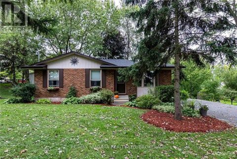 150 ELMWOOD AVENUE Fort Erie (Crystal Beach) ON L0S1B0