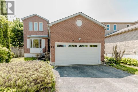 47 BLAIR CRESCENT Barrie (Grove East) ON L4M5Y6