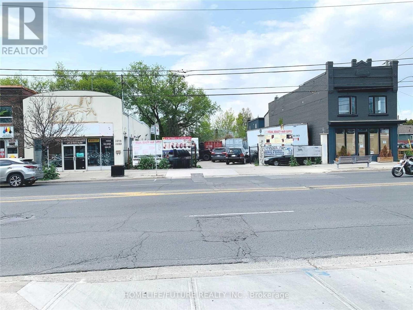3218 DANFORTH AVENUE