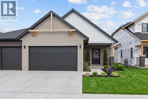 1901, 15 Coopersfield Link SW Airdrie AB T4B5P5