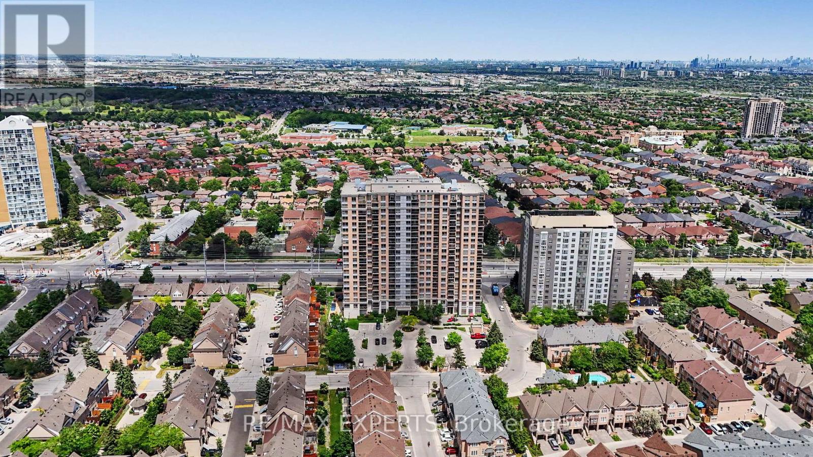 1113 - 55 STRATHAVEN DRIVE