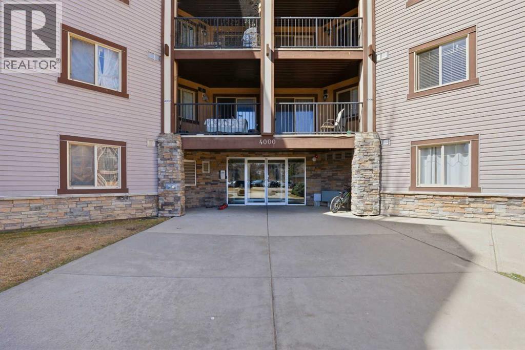 4102, 60 Panatella Street NW