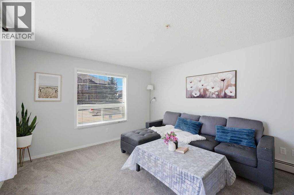 4102, 60 Panatella Street NW