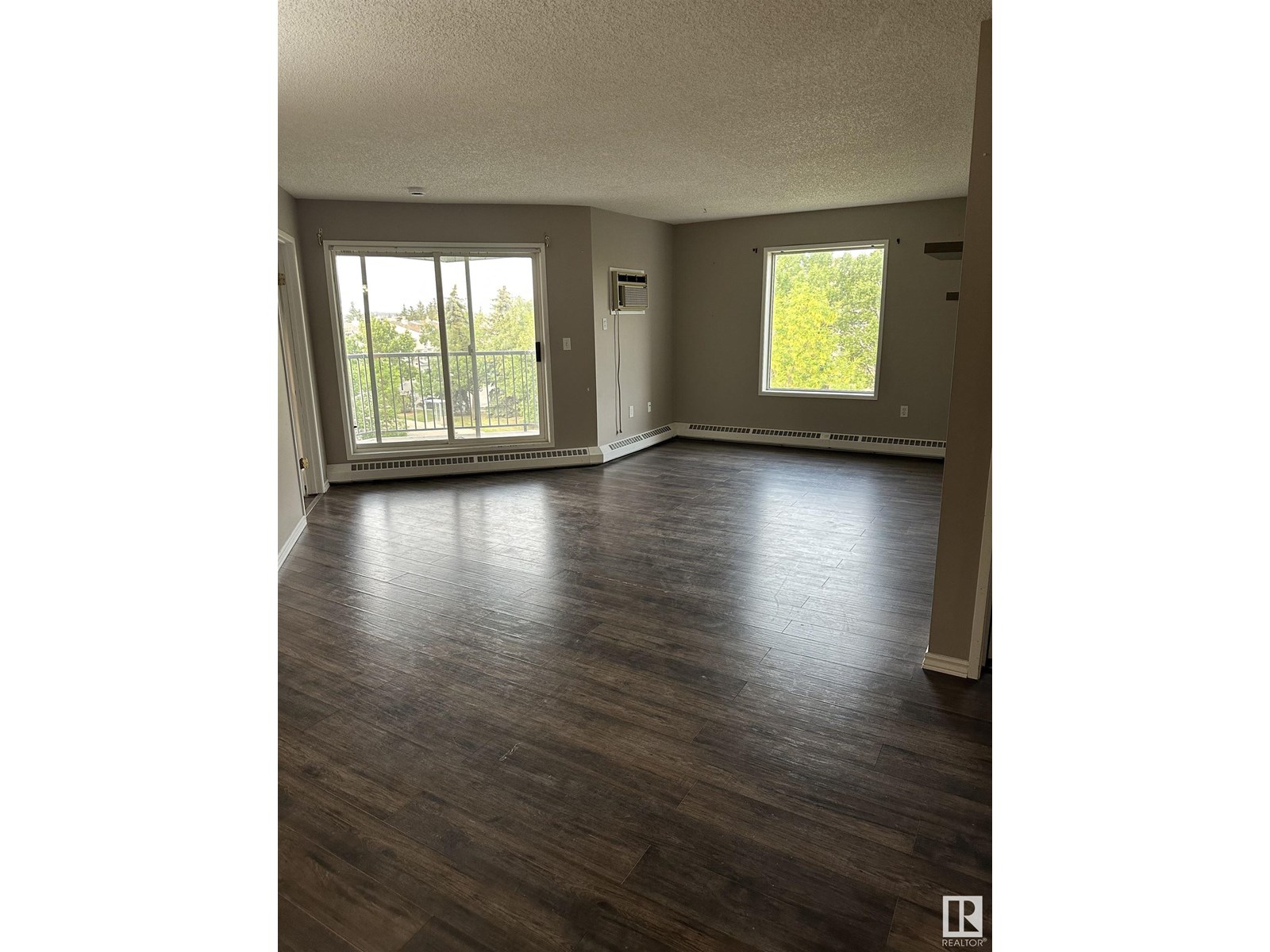 #407 9620 174 ST NW