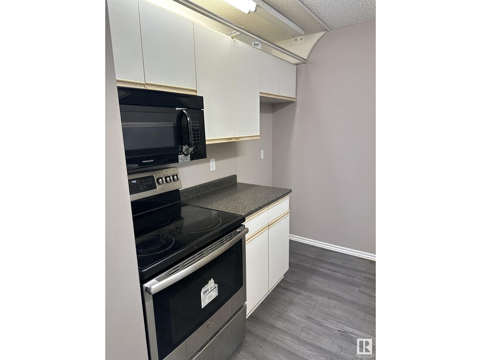 #407 9620 174 ST NW