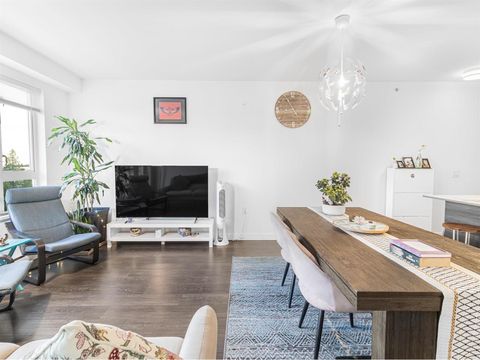 626 13963 105 BOULEVARD Surrey BC V3T0M9