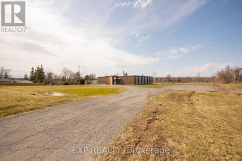 581 CHERYL STREET South Stormont ON K6K1N5