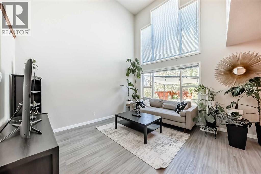 202 Bridlewood Court SW