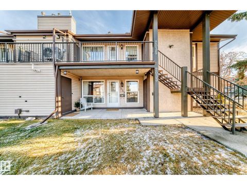 2033 SADDLEBACK RD NW Edmonton AB T6J4T4
