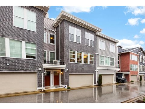 21 8371 202B STREET Langley BC V2Y4K6