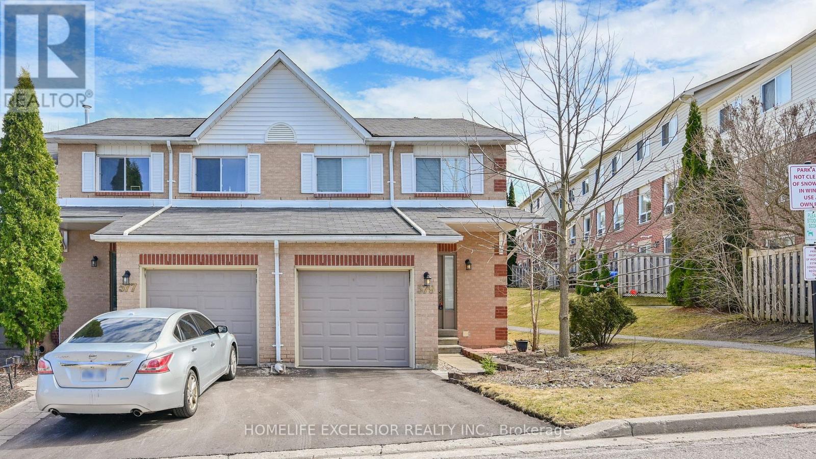 1 - 579 GIBNEY CRESCENT