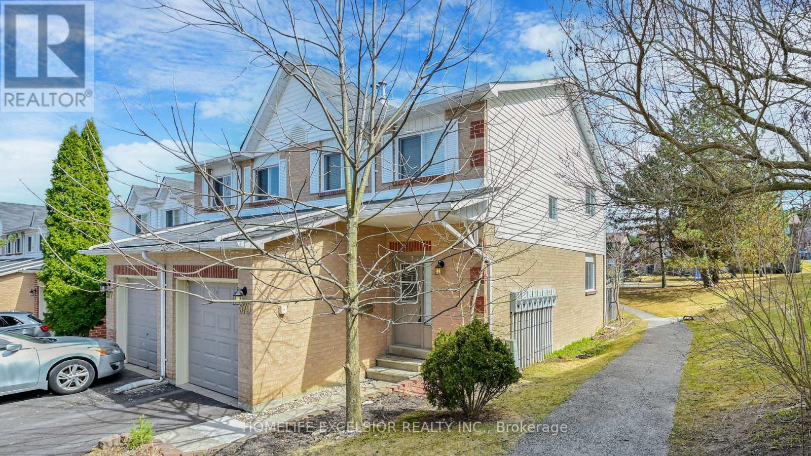 1 - 579 GIBNEY CRESCENT
