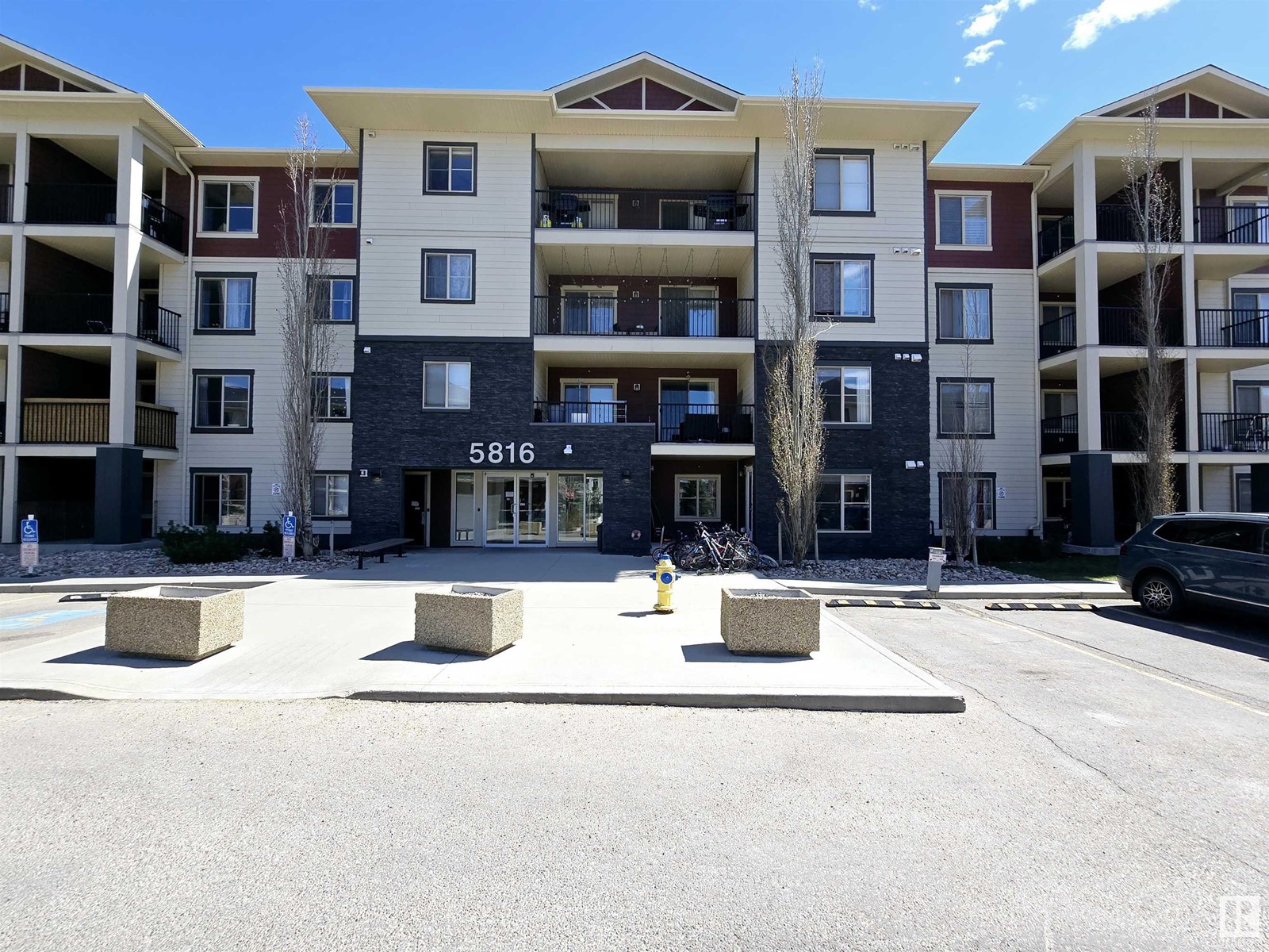 #303 5816 Mullen PL NW