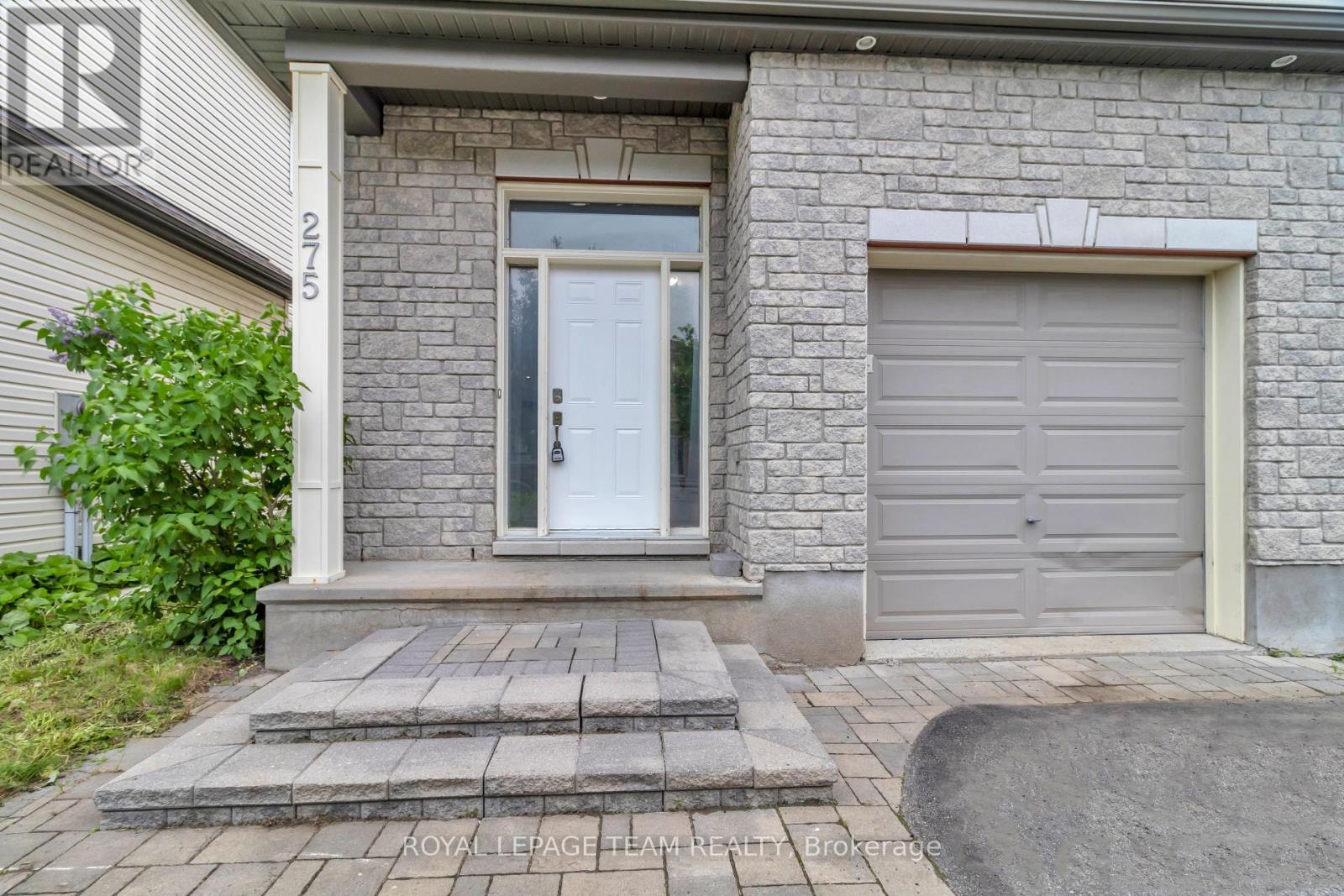 275 BROXBURN CRESCENT