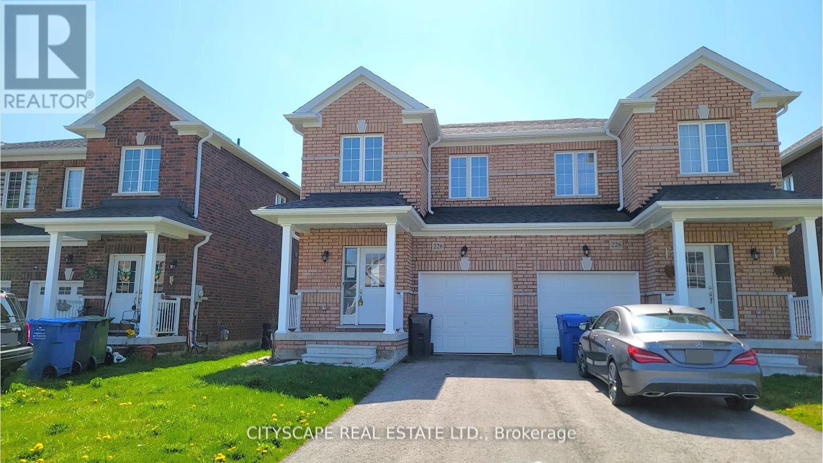 228 RIDLEY CRESCENT