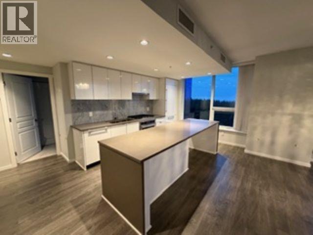 2307 5883 BARKER AVENUE