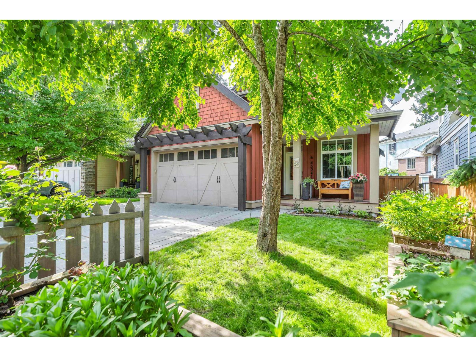 6 45241 NICOMEN CRESCENT|Garrison Crossing