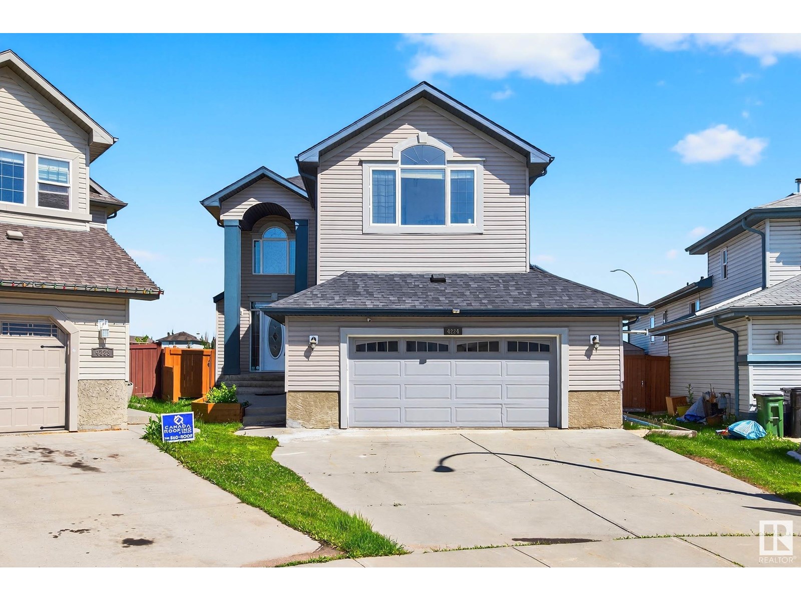 4224 157 AV NW