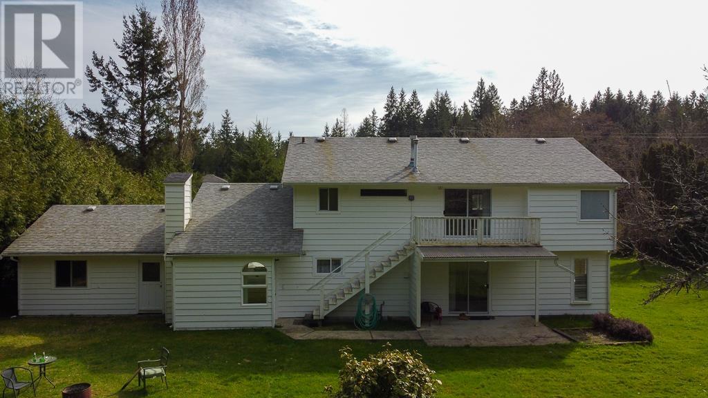 1186 SUNSHINE COAST HIGHWAY