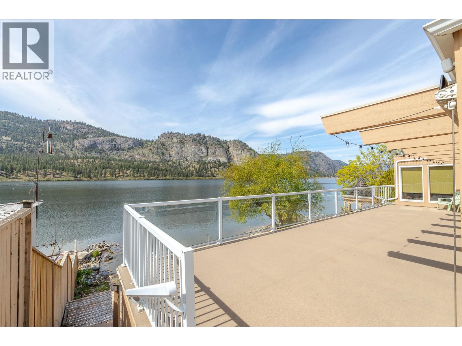 3120 Vaseux Lake Crescent