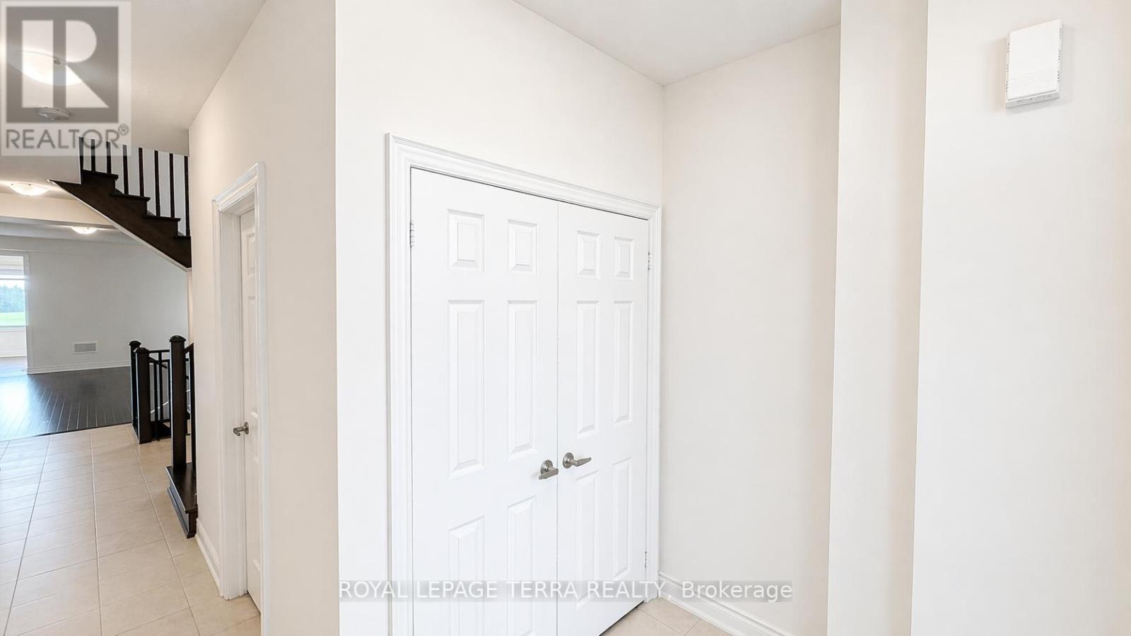 144 BLOOMFIELD CRESCENT