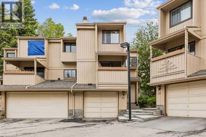 24, 235 Berwick Drive NW Calgary AB T2P3C1