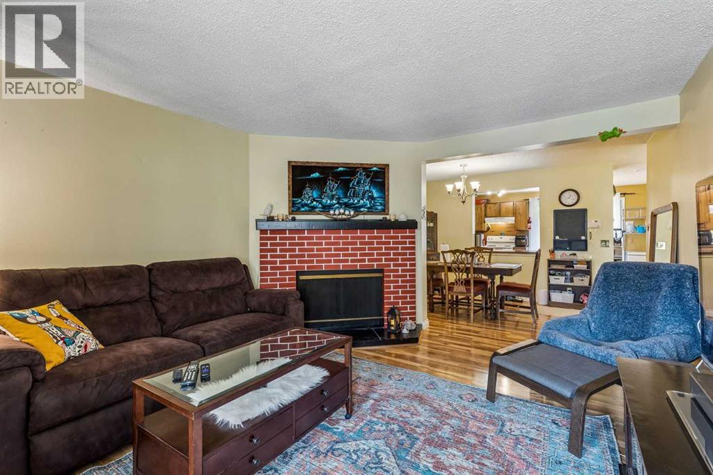 24, 235 Berwick Drive NW